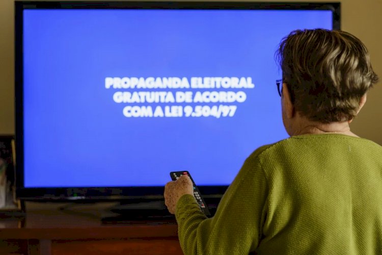 Horário eleitoral gratuito na TV e no rádio termina hoje