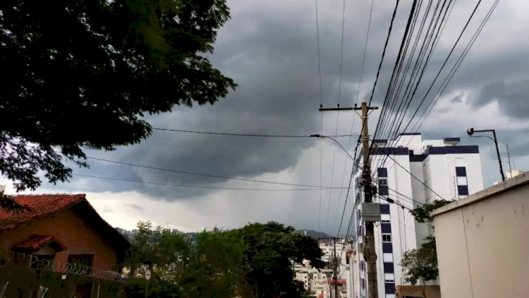 Previsão do tempo: sexta-feira (25) deve ser marcada por chuva forte em grande parte de MG