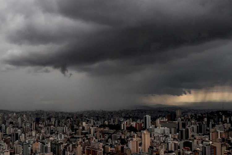 Alerta de chuva intensa atinge BH e outras 750 cidades em Minas; veja a lista