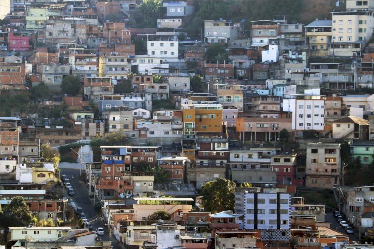 JF tem 37 favelas e comunidades urbanas, segundo o IBGE