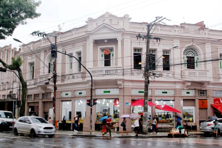 Conheça 5 casarões históricos usados como bar, restaurante e espaço de cultura em Juiz de Fora