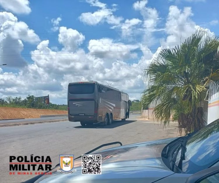 Motoristas de ônibus são presos após policiais apreenderem rebite e constatarem realização de transporte ilegal de passageiros