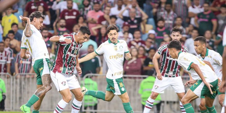 Com o Galo de olho, Palmeiras e Fluminense decidem destinos opostos na última rodada do Brasileirão