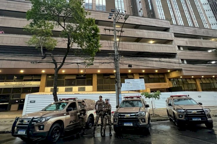 Esquema de fraude em compras com cartão de crédito é alvo de operação em MG