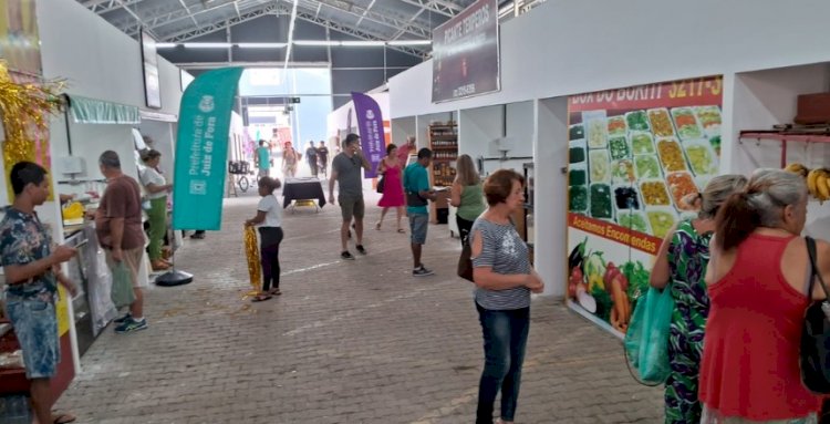 Tenda do Mercado Municipal tem horário especial para as compras de Natal