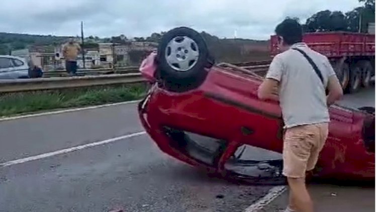 Minas tem rodovias violentas e congestionadas neste sábado (28)