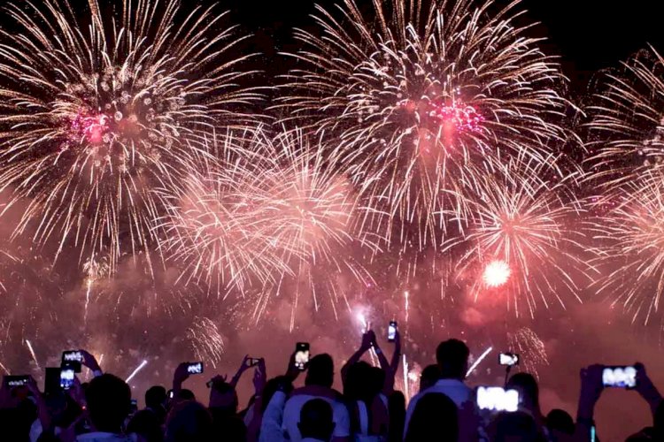 Médicos alertam para acidentes com fogos de artifícios nas festas