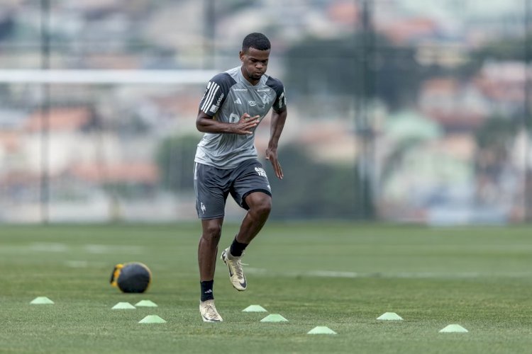 Atlético: Alisson se apresenta a seleção e Cuca terá poucos atacantes em 'recomeço' no Galo