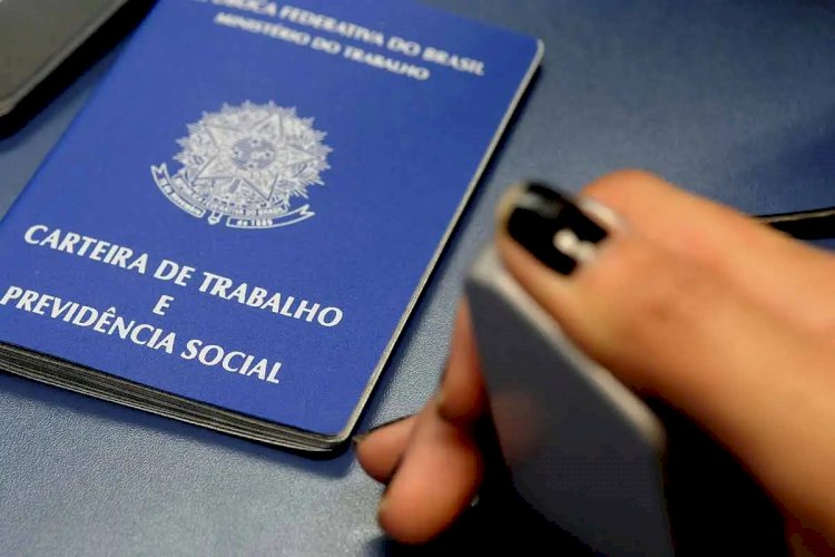 Conheça as 25 profissões em alta no Brasil para 2025