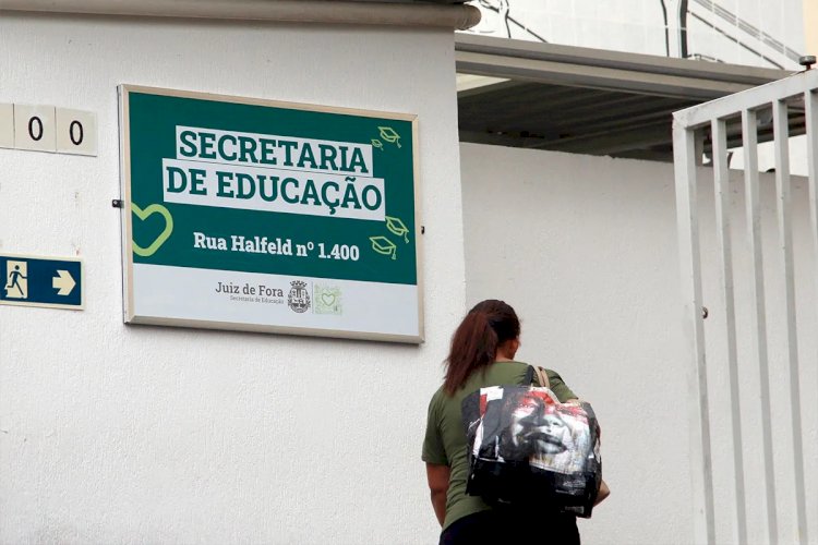 Contratação de professores para a rede municipal será retomada na quinta-feira