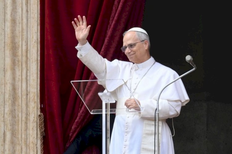 Em primeira oração dominical, Papa Leão XIV deseja feliz Dia das Mães e pede cessar-fogo em Gaza